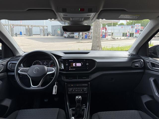 Volkswagen T-Cross 1.0 TSI Life Business | navigatie | cruise control | DAB+ | lichtmetalen wielen |nederlandse auto