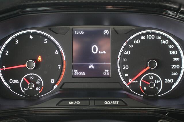 Volkswagen T-Cross 1.0 TSI Life Automatische Airco | Dodehoeksensoren | Stoelverwarming |