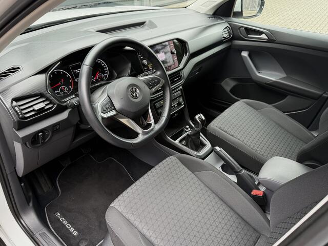 Volkswagen T-Cross 1.0 TSI *!* ECC/ CARPLAY/ CAMERA/ RADAR/ 34 DKM *!*