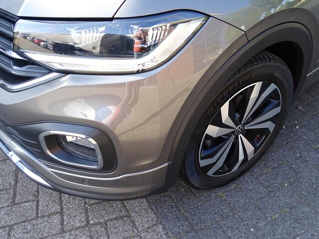 Volkswagen T-Cross 1.5 TSI Style Business R