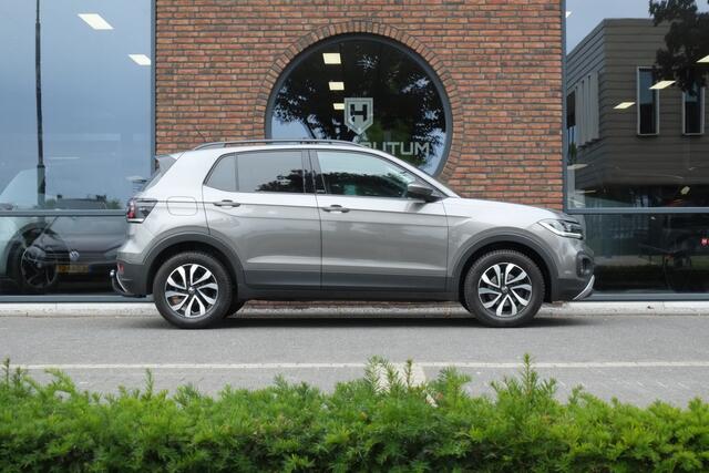 Volkswagen T-Cross 1.0 TSI Style Achteruitrijcamera, Navigatie, Trekhaak, ACC