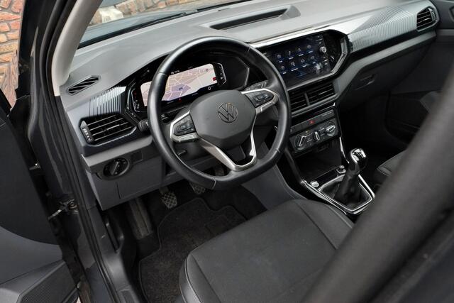 Volkswagen T-Cross 1.0 TSI Life Navigatie, Virtual cockpit, Achteruitrijcamera