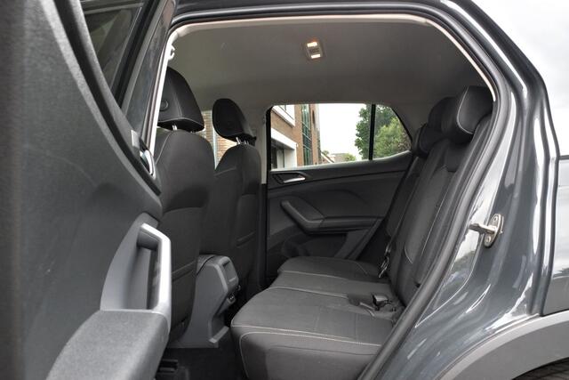 Volkswagen T-Cross 1.0 TSI Life Navigatie, Virtual cockpit, Achteruitrijcamera
