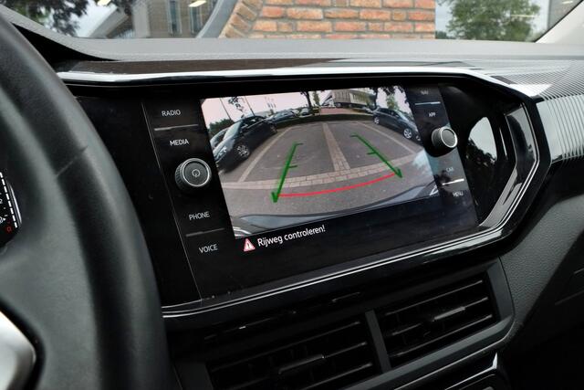 Volkswagen T-Cross 1.0 TSI Life Navigatie, Virtual cockpit, Achteruitrijcamera