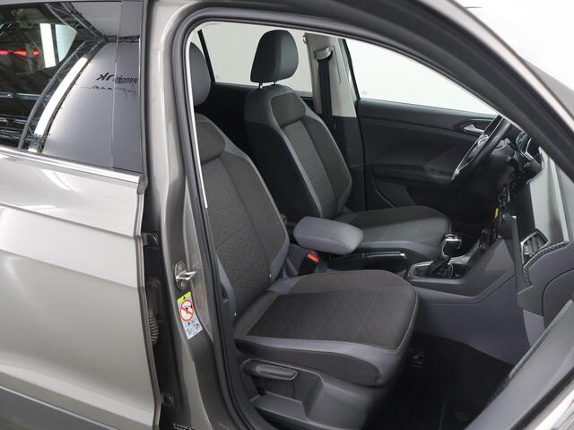 Volkswagen T-Cross 1.0 TSI Style | Virtual Cockpit | Parkeercamera | Climate Control | Cruise Control Adaptief | Navigatie via Carplay |