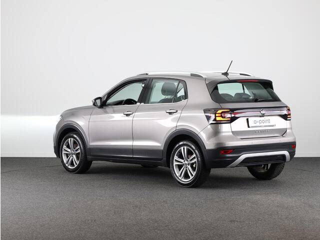 Volkswagen T-Cross 1.0 TSI Style 110 pk Automaat (DSG) | Navigatie | Parkeersensoren | Achteruitrijcamera | Adaptieve cruise control | LED koplampen | Stoelverwarming |