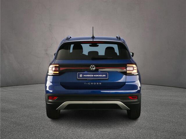 Volkswagen T-Cross Life 1.0 TSI 110pk DSG Automaat Adaptive cruise control, Parkeersensoren, Stoelverwarming, Airco, DAB, Radio, Bluetooth, App connect