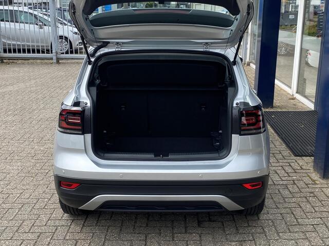Volkswagen T-Cross 1.0 TSI Life / Automaat / NL-Auto / 42.000 Km / Apple-Carplay & Android-Auto / DAB / Navi / Stoelverwarming / Adaptieve Cruise-Control / Lane-Assist / Climate-Control / ELKTR-Pakket / PDC Achter / LMV 16'' / ENZ.