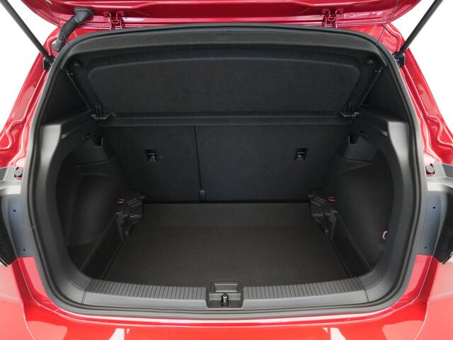 Volkswagen T-Cross 1.5 TSI 150pk DSG R-Line Business Navi via App Camera Stoelverwarming Acc