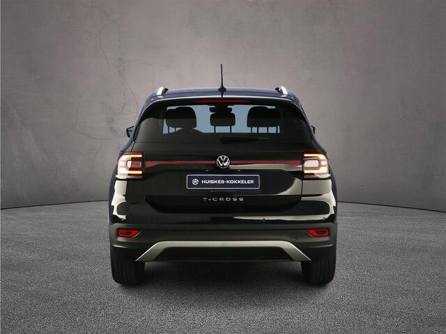 Volkswagen T-Cross Style 1.0 TSI 110pk DSG Automaat Adaptive cruise control, Achteruitrijcamera, Stoelverwarming, App connect, Parkeersensoren, LED koplampen, DAB, Radio