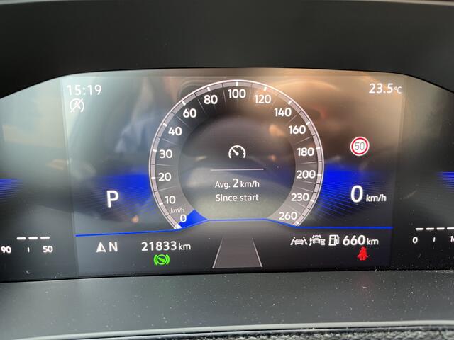 Volkswagen T-Cross 1.0 TSI Life Edition / AUTOMAAT/ GARANTIE TM 10-2028/ PARK. SENSOREN V+A/ CAMERA/ STOEL VERWARM./ APP-CONNECT/ ACC/ NAVI/ KEYLESS/ DAB/ DIGITAL DASH/ CLIMA/ ISOFIX/ 17'' LMV