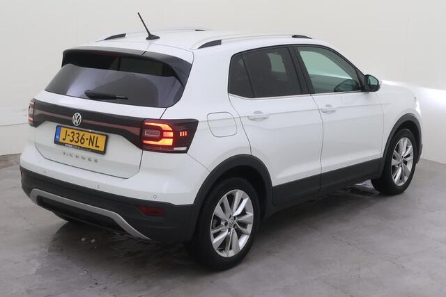 Volkswagen T-Cross 1.0 TSI Style Executive DSG Automaat Navigatie / Clima / 17"LM Velgen / LED / Parkleersensoren