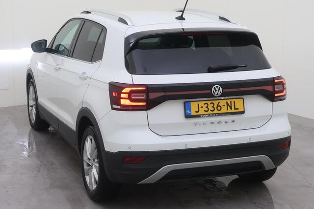Volkswagen T-Cross 1.0 TSI Style Executive DSG Automaat Navigatie / Clima / 17"LM Velgen / LED / Parkleersensoren