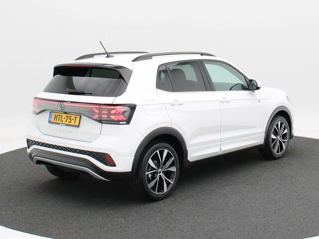 Volkswagen T-Cross 1.5 TSi 150 Pk Automaat R-Line Business | Full LED | Adaptive Cruise | Parkeersensoren | Camera | Privacy Glass | Stoel Verwarming | Climate Control | 18 Inch | 6.844 Km!!