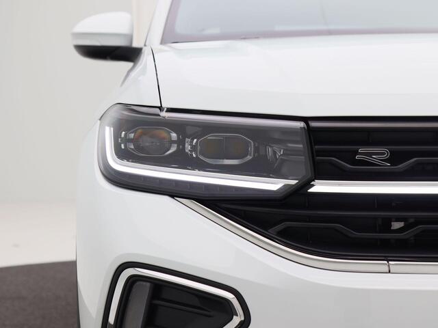 Volkswagen T-Cross 1.5 TSi 150 Pk Automaat R-Line Business | Full LED | Adaptive Cruise | Parkeersensoren | Camera | Privacy Glass | Stoel Verwarming | Climate Control | 18 Inch | 6.844 Km!!
