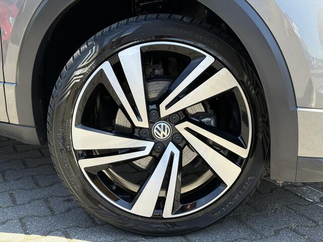 Volkswagen T-Cross 1.5 TSI United R-Line | ACC | CarPlay | Camera | LED | Navi | 18 inch