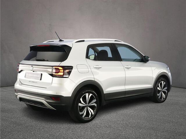 Volkswagen T-Cross Style 1.0 TSI 110pk DSG Automaat Adaptive cruise control, Achteruitrijcamera, LED koplampen, Stoelverwarming, Parkeersensoren, Airco, App connect