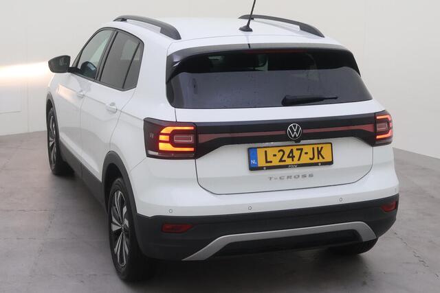 Volkswagen T-Cross 1.0 TSI 110pk DSG Life / App / Climate Control / Camera / 16" LMV