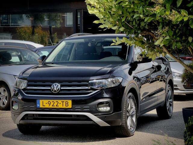 Volkswagen T-Cross 1.5 TSI AUT7 150PK R-LINE 93D.KM! NAVI CAMERA APPLE-CARPLAY LED LMV PDC