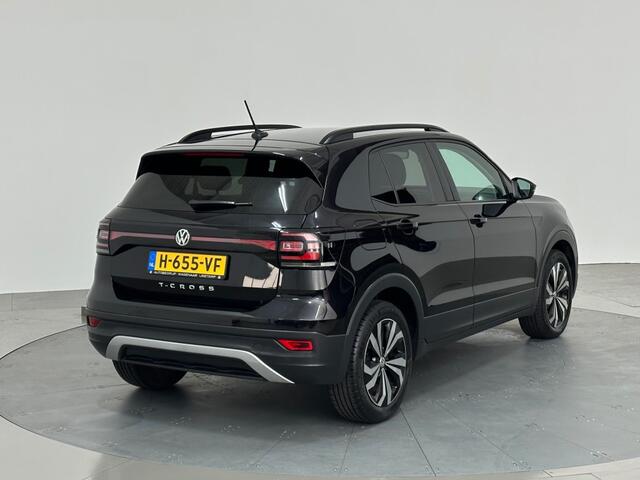 Volkswagen T-Cross 1.0 TSI LIFE EXECUTIVE BLACKLINE
