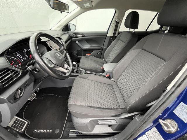 Volkswagen T-Cross 1.0 TSI Life Automaat / Afneembare Trekhaak (Trekgewicht 1.100kg) / Adaptieve Cruise Control / Apple Carplay & Android Auto / Parkeersensoren voor en achter / Navigatie full map / Dodehoek Detectie / DAB Radio / Airco /