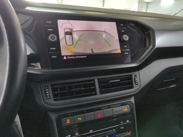 Volkswagen T-Cross 1.0 TSI Life 95 PK / Achteruitrij Camera / Climatronic / Navigatie / Trekhaak afneembaar