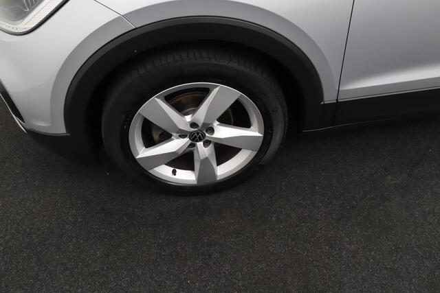 Volkswagen T-Cross 1.0 TSI Sport Half-Leder Carplay Stoelverw. Camera