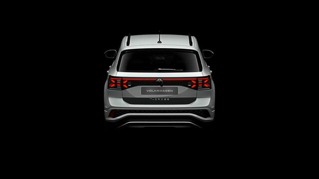 Volkswagen T-Cross R-Line Business | 'App-Connect' draadloze smartphone integratie | Achterlichten LED | Afstandscontrolesysteem (Front Assist)