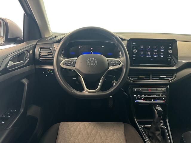 Volkswagen T-Cross 1.0 TSI 116pk Life Edition Adaptive Cruise Control / Stoelverwarming / Parkeer Sensoren