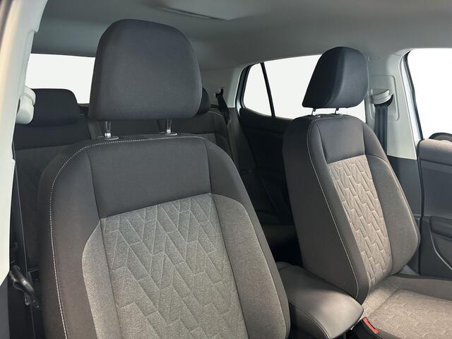 Volkswagen T-Cross 1.0 TSI 116pk Life Edition Adaptive Cruise Control / Stoelverwarming / Parkeer Sensoren