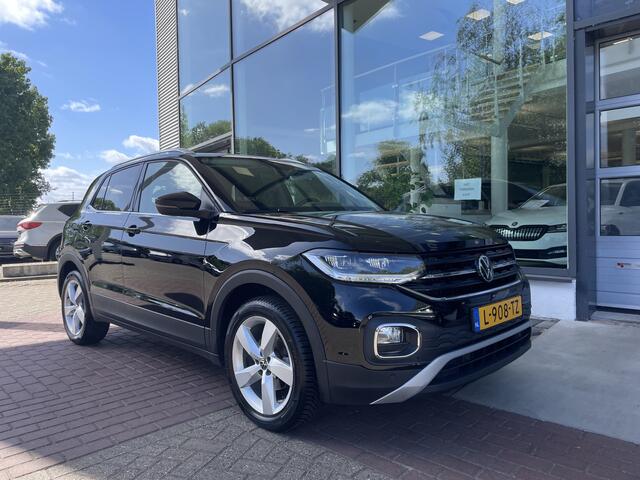 Volkswagen T-Cross 1.0 TSI Style / Led koplampen / Getint glas / Virtual Cockpit / Climate control / Navigatie / DSG