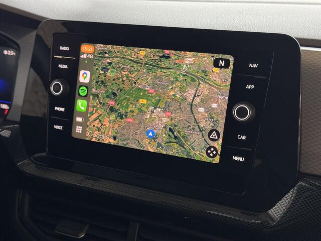 Volkswagen T-Cross ?DE VERNIEUWDE T-CROSS? 1.5 150PK LED V+A CAMERA DIG.COCKPIT PRO STOELVERW KEYLESS P-ASSIST NIEUW MODEL "Volkswagen rijden begint bij Topautos.nl - 75 topmodellen direct op voorraad!"
