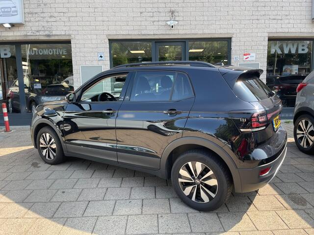 Volkswagen T-Cross 1.0 TSI Move Clima PDC Navi Weinig km 2023