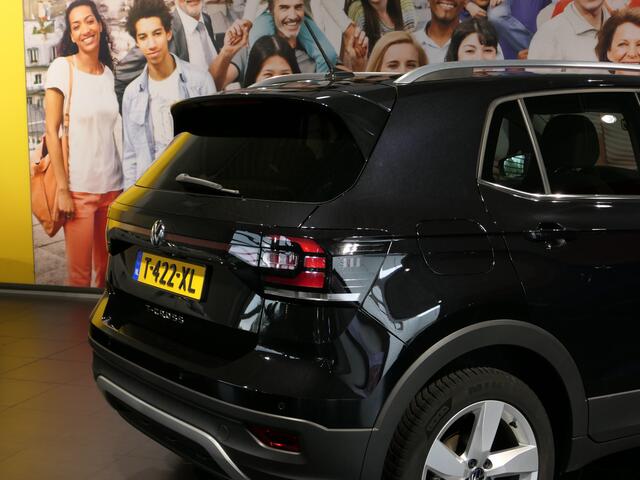Volkswagen T-Cross 1.0 TSI Style *AUTOMAAT* - Stoelverwarming, navi, apple carplay & android auto