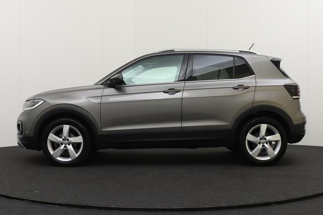 Volkswagen T-Cross 1.6 Aut. TDI Style Digi.Dash Half-Leder Camera Climate