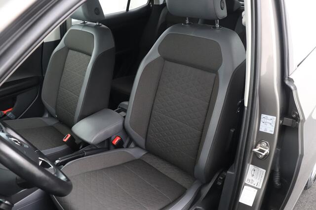 Volkswagen T-Cross 1.6 Aut. TDI Style Digi.Dash Half-Leder Camera Climate