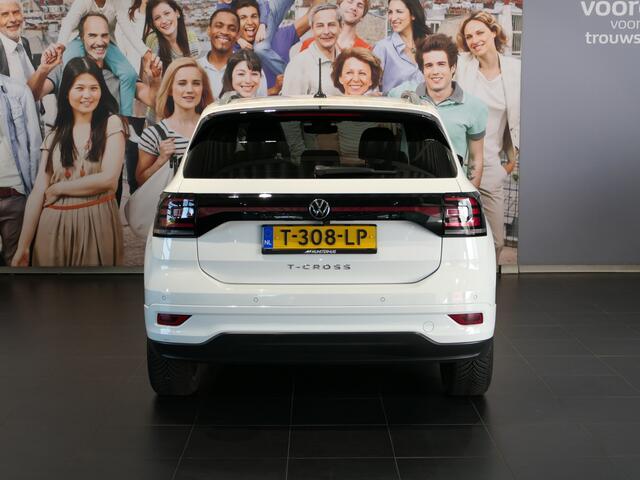 Volkswagen T-Cross 1.5 TSI Style Business R *Volledig digitaal instrumentenpaneel!* - 18" LMV, stoelverwarming, adaptive cruise,