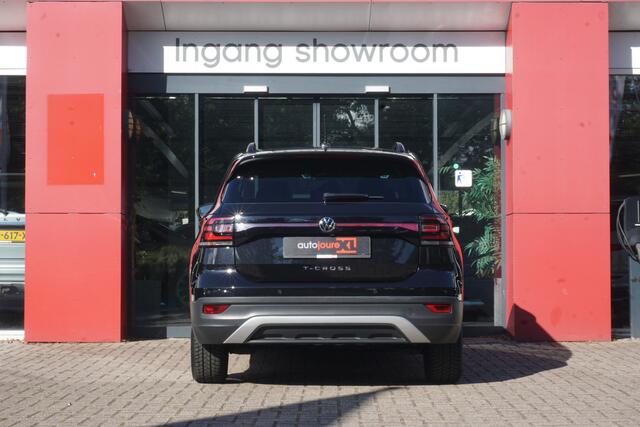 Volkswagen T-Cross 1.0 TSI Life | Origineel NL | Camera | Navigatie | ACC | Climate Control |