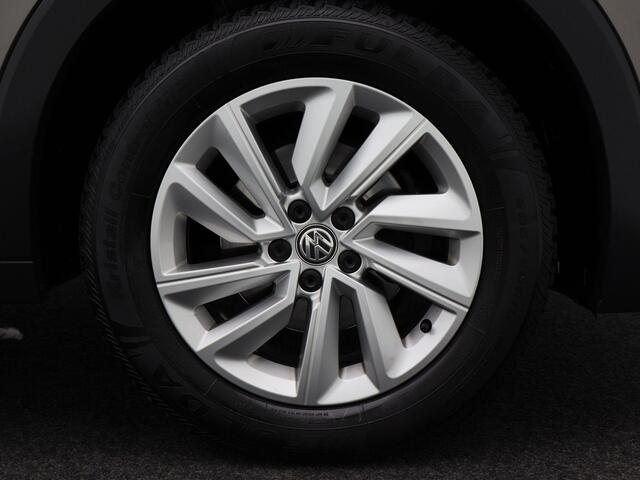 Volkswagen T-Cross 1.5 TSi 150 Pk Automaat Style | Adaptive Cruise | CarPlay | Bluetooth | Achterruitrijcamera | 16 Inch | Trekhaak | 88.926 Km!!