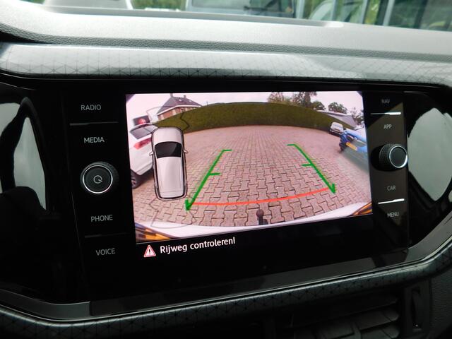Volkswagen T-Cross 1.0 TSI Style, Navi, Carplay, Camera, Trekhaak.
