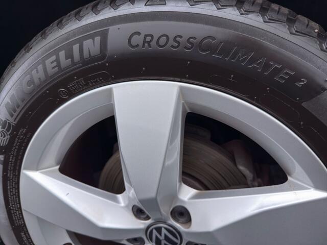 Volkswagen T-Cross 1.0 TSI Style 110pk 7DSG | Navi | Stoelverwarming | PDC V+A