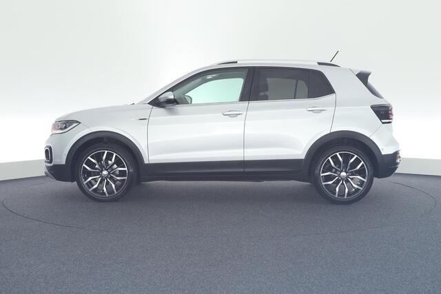 Volkswagen T-Cross 1.0 TSI Style Trekhaak Camera Keyless Virtual Cockpit Navigatie Adaptive Cruise