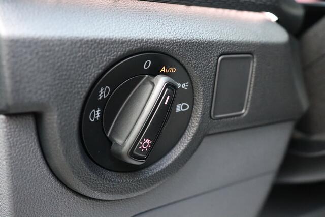 Volkswagen T-Cross 1.0 TSI R-Line, Led, Camera
