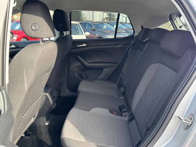 Volkswagen T-Cross 1.0 TSI Life Edition 115pk automaat | Camera | App-Navi | 17LM