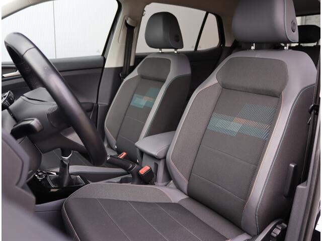 Volkswagen T-Cross 1.0 TSI Life | Virtual | Navigatie | Side Assist | Org. NL
