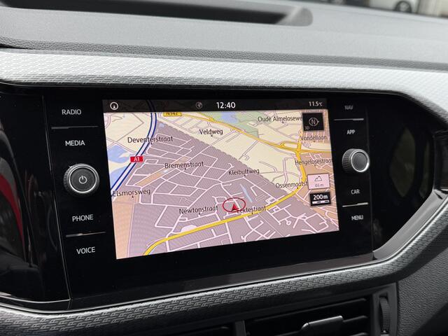 Volkswagen T-Cross 1.0 TSI AUT. *!* 2x R-LINE *!* VIRTUAL/ RADAR/ 18 INCH/ CAMERA/ LED *!*