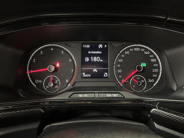 Volkswagen T-Cross 1.0 TSI Life | CAMERA | ACC | STOELVERWARMING |