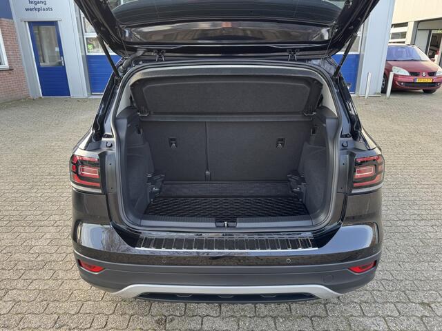 Volkswagen T-Cross 1.5 TSI R-Line | achteruitrijcamera | cruise control | rijklaarp
