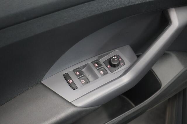 Volkswagen T-Cross 1.0 TSI Style 115pk | LED | ACC | Dodehoek | Bluetooth | 17"