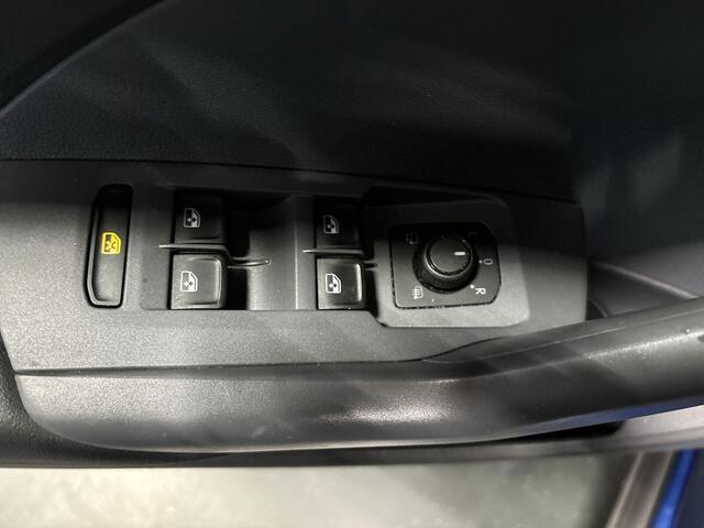 Volkswagen T-Cross 1.0 TSI 95pk Life · Camera · Apple/Android Car Play · Navigatie · P-Sensoren · Dodehoek Detectie · 16'' Inch ·